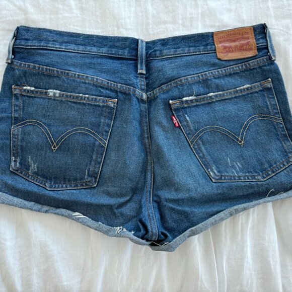 Levis 501 Distressed jean short cutoffs, sz‎ 31 - Picture 5 of 7